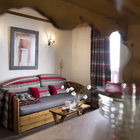 Village Montana Aparthotel 4*