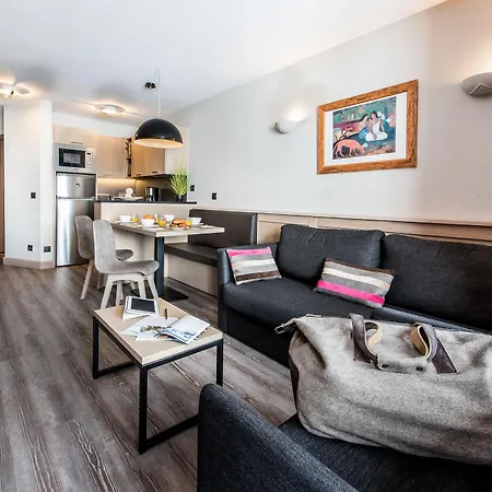 Village Montana Aparthotel 4*