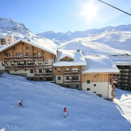 Village Montana Aparthotel