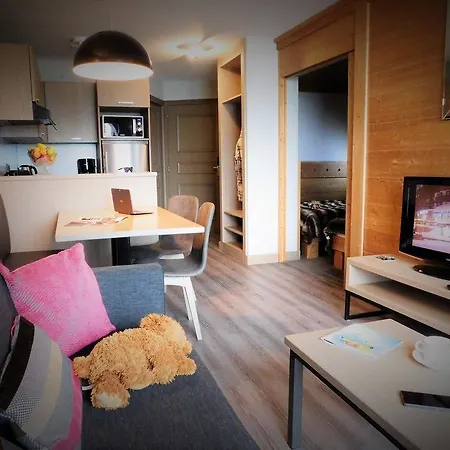 Village Montana 4*