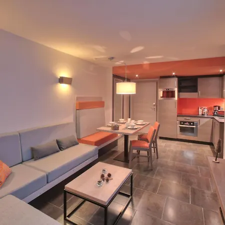 Village Montana Aparthotel 4*